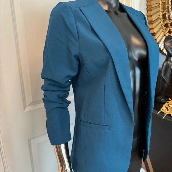 Skies Are Blue Teal Blazer - Picture 2 of 6